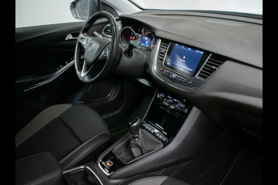 Opel Grandland X 1.2 Turbo Innovation Sport (APPLE CARPLAY,NAVI,CAMERA,CLIMATE,CRUISE,GETINT,LED,SPORTSTOELEN,LM VELGEN)