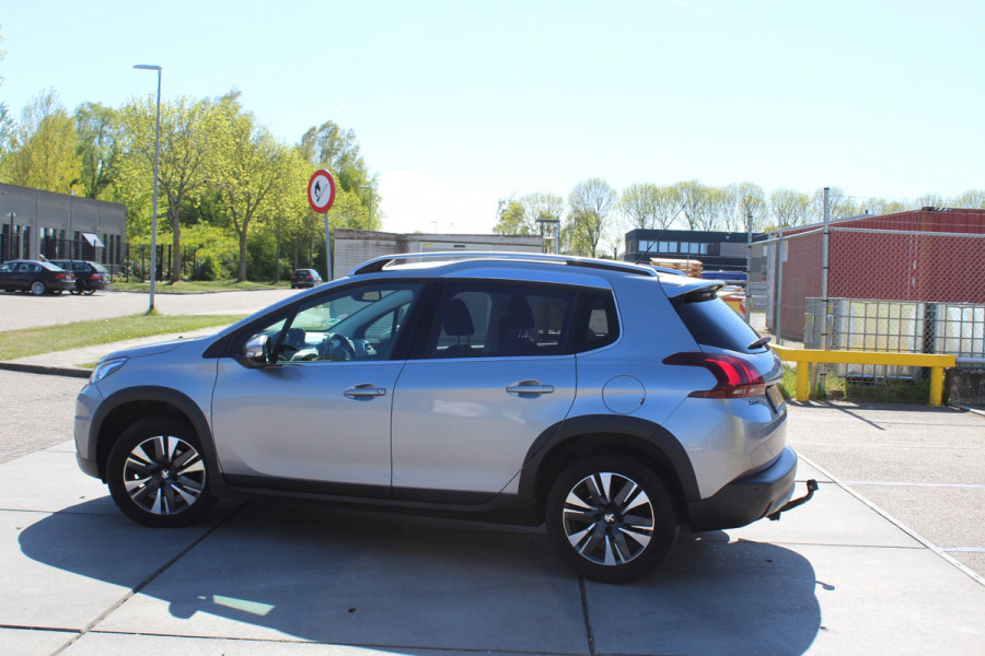 Peugeot 2008 1.2 PureTech Allure automaat BOMVOL OPTIES GOED ONDERHOUDEN