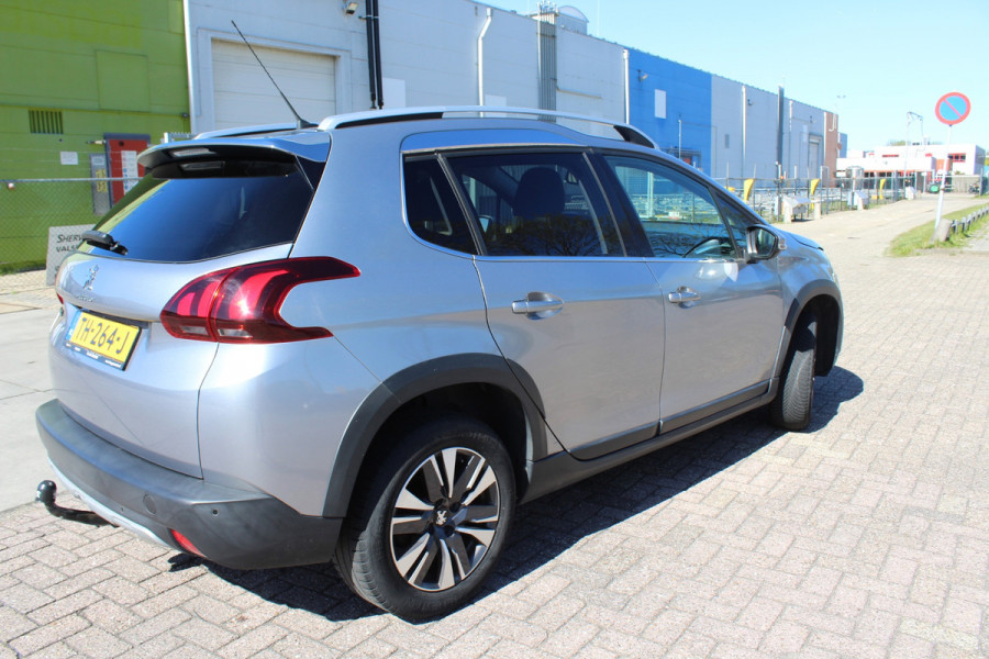 Peugeot 2008 1.2 PureTech Allure automaat BOMVOL OPTIES GOED ONDERHOUDEN