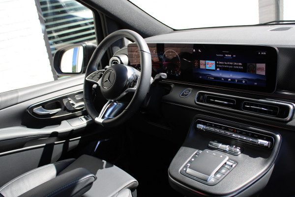 Mercedes-Benz V-Klasse 250d / DC / 4-Matic / AMG / Elec Stoelen / 2x Elec Schuifd / 360 Cam / Burmester / Vol Opties / NIEUWSTAAT