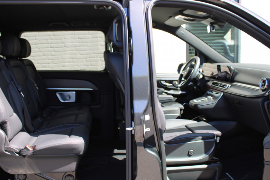 Mercedes-Benz V-Klasse 250d / DC / 4-Matic / AMG / Elec Stoelen / 2x Elec Schuifd / 360 Cam / Burmester / Vol Opties / NIEUWSTAAT