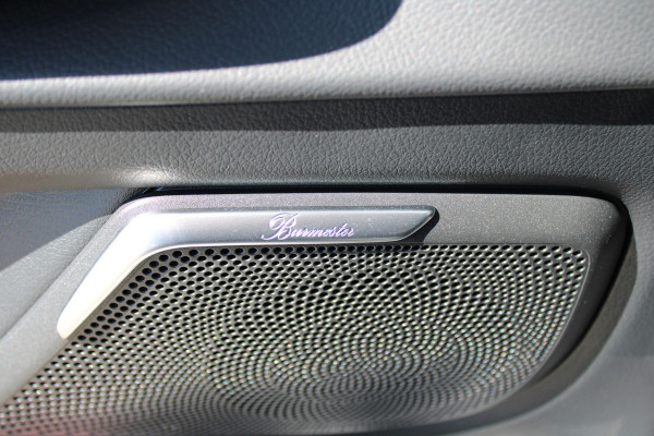 Mercedes-Benz V-Klasse 250d / DC / 4-Matic / AMG / Elec Stoelen / 2x Elec Schuifd / 360 Cam / Burmester / Vol Opties / NIEUWSTAAT