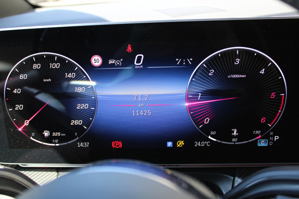 Mercedes-Benz V-Klasse 250d / DC / 4-Matic / AMG / Elec Stoelen / 2x Elec Schuifd / 360 Cam / Burmester / Vol Opties / NIEUWSTAAT