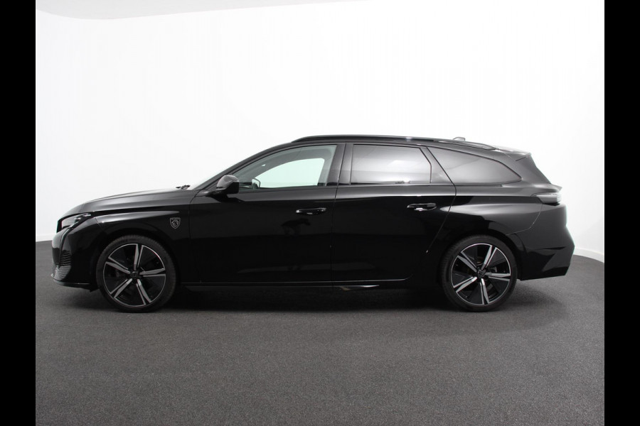 Peugeot 308 1.2 PureTech GT DEMO !  Climate control Adaptive cruise control Parkeersensoren Achteruitrijcamera Navigatie LED Apple Carplay/ Android Auto