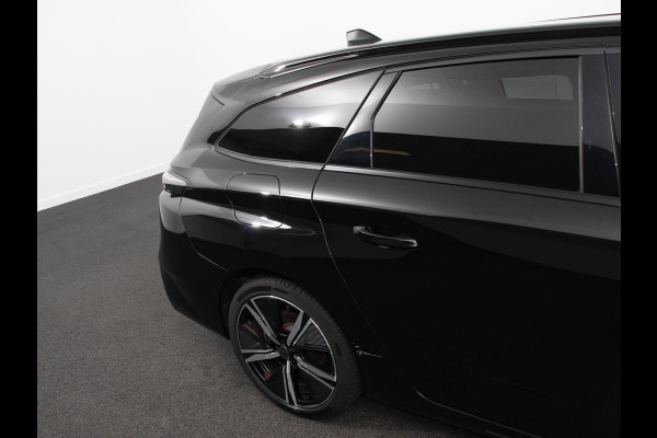 Peugeot 308 1.2 PureTech GT DEMO !  Climate control Adaptive cruise control Parkeersensoren Achteruitrijcamera Navigatie LED Apple Carplay/ Android Auto