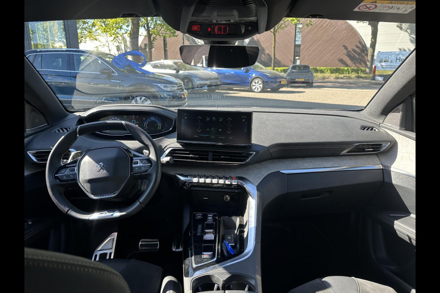 Peugeot 3008 1.6 HYbrid 225 GT Pack Business BOMVOL! | BLACKPACK | ACHTERUITRIJCAMERA | MASSAGE STOELEN | STOELVERWARMING | GEHEUGEN STOELEN | APPLECARPLAY | ELEKT. ACHTERKLEP | FOCAL AUDIO | DODEHOEK | KEYLESS | ADAP. CRUISE | RIJKLAAR MET 12 MND BOVAG GARANTIE |