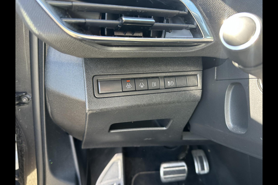 Peugeot 3008 1.6 HYbrid 225 GT Pack Business BOMVOL! | BLACKPACK | ACHTERUITRIJCAMERA | MASSAGE STOELEN | STOELVERWARMING | GEHEUGEN STOELEN | APPLECARPLAY | ELEKT. ACHTERKLEP | FOCAL AUDIO | DODEHOEK | KEYLESS | ADAP. CRUISE | RIJKLAAR MET 12 MND BOVAG GARANTIE |