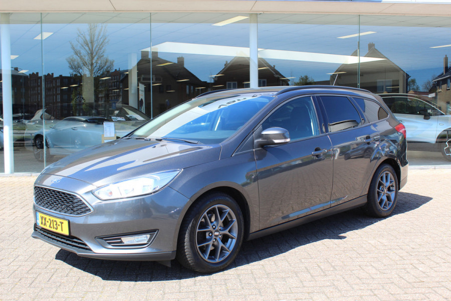 Ford FOCUS Wagon 1.0 125PK , Distributie riem is reeds vervangen Trekhaak, pdc, 16inch BBS VELGEN, Stuurverwarming, Airco , Cruise,