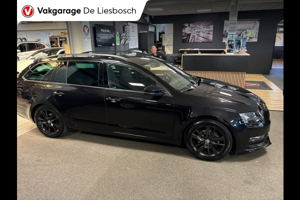 Škoda Octavia Combi 1.0 TSI Greentech Sport Business/schaal stoel/navi/stoelverw/cruise c.