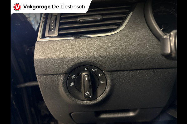 Škoda Octavia Combi 1.0 TSI Greentech Sport Business/schaal stoel/navi/stoelverw/cruise c.
