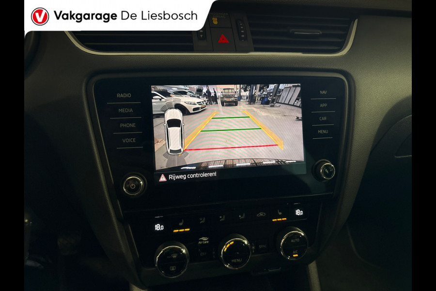 Škoda Octavia Combi 1.0 TSI Greentech Sport Business/schaal stoel/navi/stoelverw/cruise c.