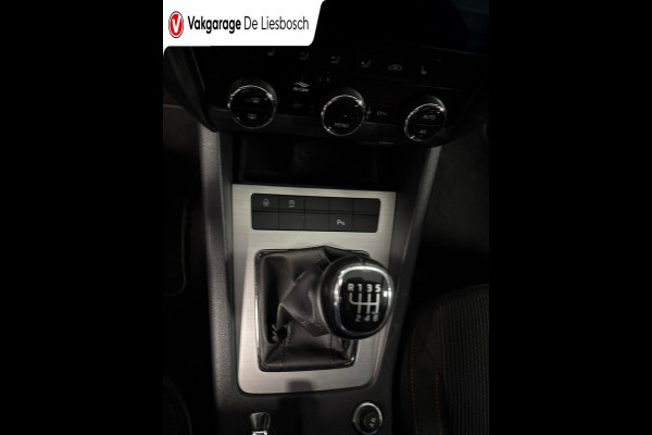 Škoda Octavia Combi 1.0 TSI Greentech Sport Business/schaal stoel/navi/stoelverw/cruise c.