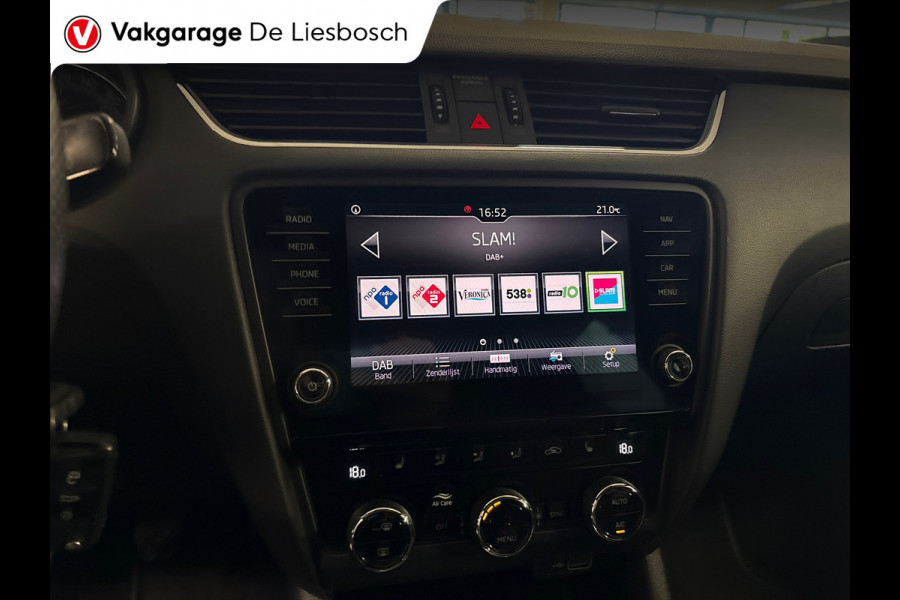 Škoda Octavia Combi 1.0 TSI Greentech Sport Business/schaal stoel/navi/stoelverw/cruise c.