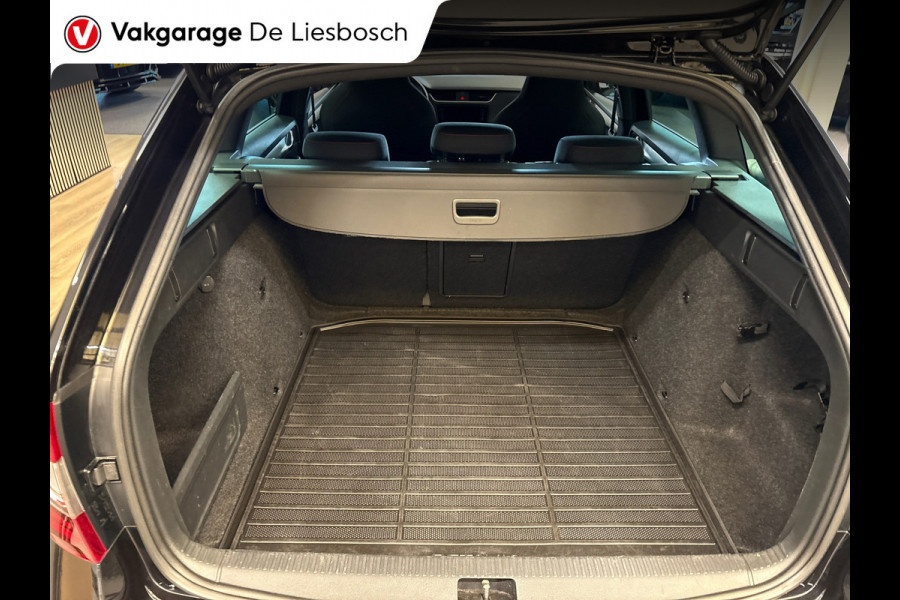 Škoda Octavia Combi 1.0 TSI Greentech Sport Business/schaal stoel/navi/stoelverw/cruise c.