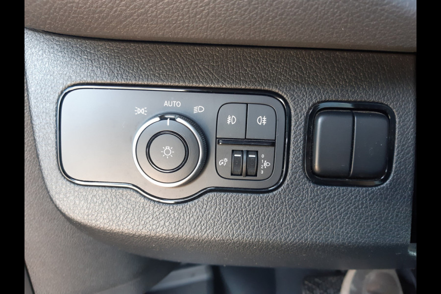 Mercedes-Benz Sprinter Pick-up 150Pk CDI Dubbel Cabine 6-pers. Automaat Trekhaak Cruisecontrol Airco