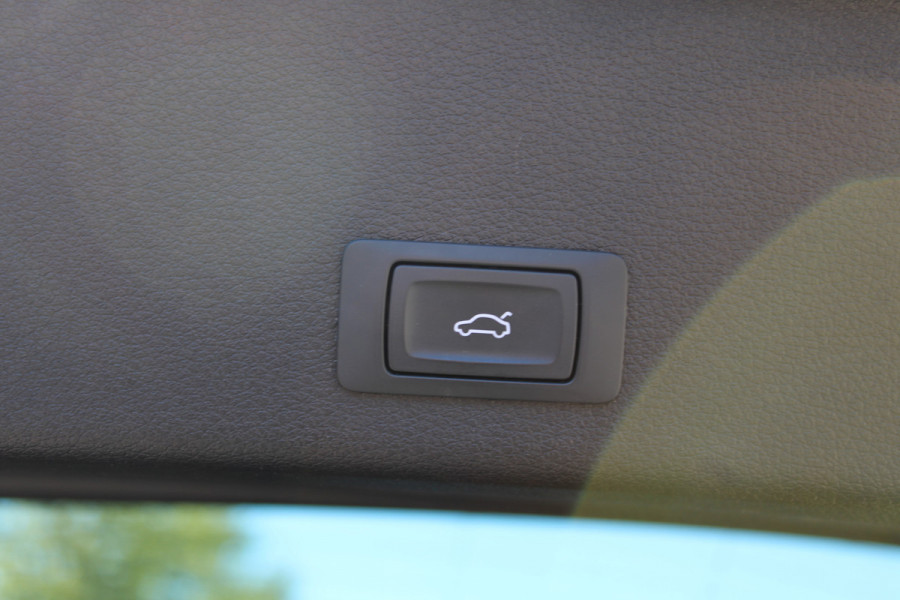 Audi e-tron e-tron 50 quattro Launch SOh 94.2% 71 kWh PANO LEER LED 68000KM!!!