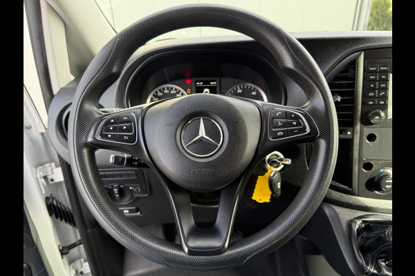 Mercedes-Benz Vito 111 CDI E6 / L3H1 / 2x SCHUIFDEUR / CAMERA / TREKHAAK / PDC VOOR EN ACHTER 3-ZITS / CRUISE