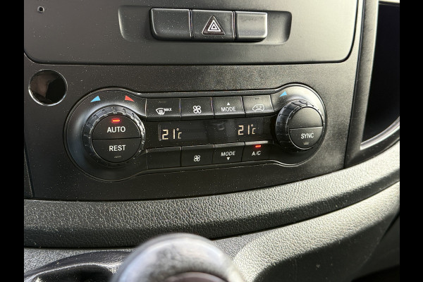 Mercedes-Benz Vito 111 CDI E6 / L3H1 / 2x SCHUIFDEUR / CAMERA / TREKHAAK / PDC VOOR EN ACHTER 3-ZITS / CRUISE