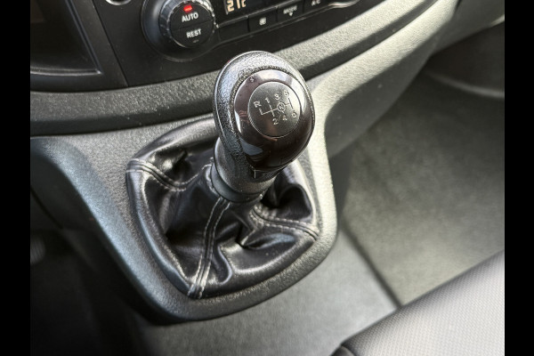 Mercedes-Benz Vito 111 CDI E6 / L3H1 / 2x SCHUIFDEUR / CAMERA / TREKHAAK / PDC VOOR EN ACHTER 3-ZITS / CRUISE