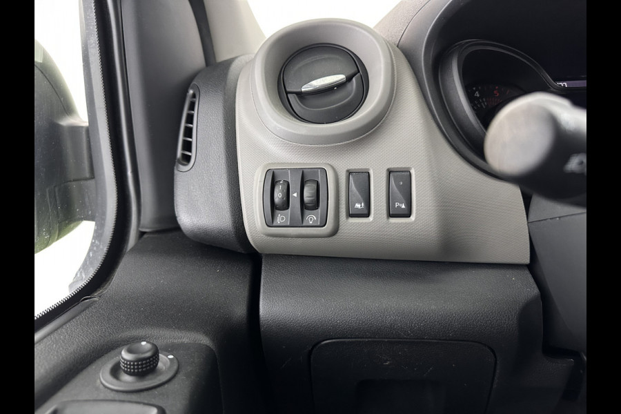 Renault Trafic 1.6 dCi T29 L1H1 Comfort Energy *NAVI-FULLMAP | AIRCO | CRUISE | PDC | TOWBAR*