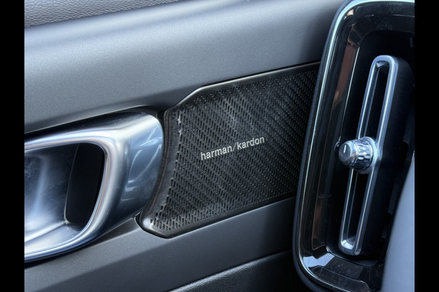Volvo XC40 1.5 T4 Recharge R-Design | CarPlay | Camera | Keyless | LED | DAB+ | 19 inch