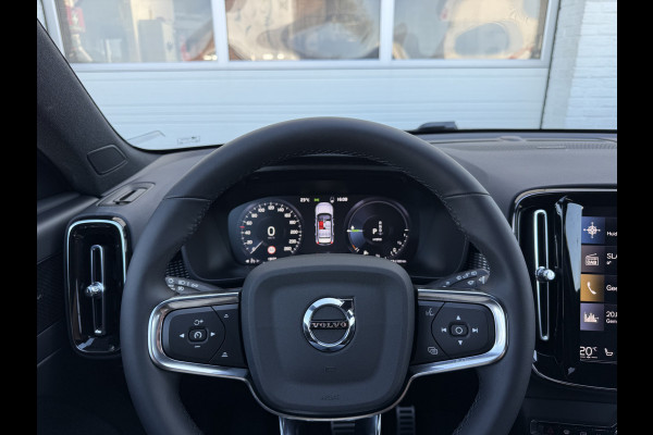 Volvo XC40 1.5 T4 Recharge R-Design | CarPlay | Camera | Keyless | LED | DAB+ | 19 inch