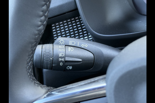 Volvo XC40 1.5 T4 Recharge R-Design | CarPlay | Camera | Keyless | LED | DAB+ | 19 inch