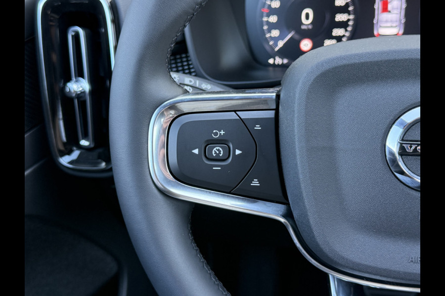 Volvo XC40 1.5 T4 Recharge R-Design | CarPlay | Camera | Keyless | LED | DAB+ | 19 inch