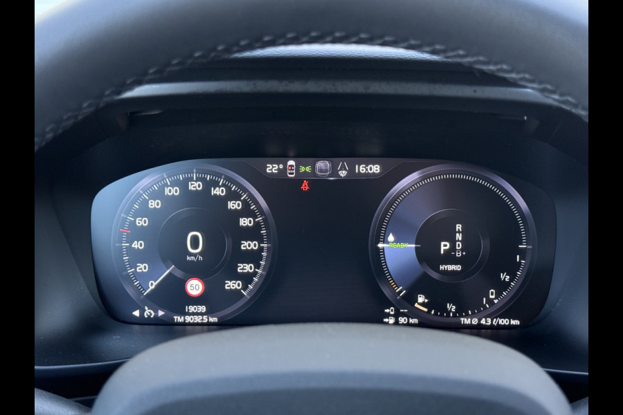 Volvo XC40 1.5 T4 Recharge R-Design | CarPlay | Camera | Keyless | LED | DAB+ | 19 inch