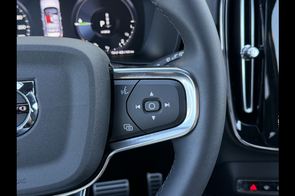 Volvo XC40 1.5 T4 Recharge R-Design | CarPlay | Camera | Keyless | LED | DAB+ | 19 inch