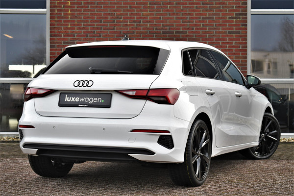 Audi A3 Sportback 35 TFSI 150pk Pano El-Klep Keyless Optic-black Carplay