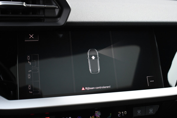 Audi A3 Sportback 35 TFSI 150pk Pano El-Klep Keyless Optic-black Carplay