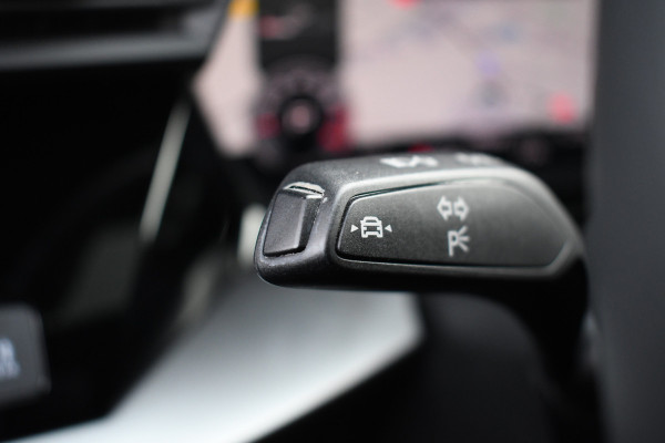 Audi A3 Sportback 35 TFSI 150pk Pano El-Klep Keyless Optic-black Carplay