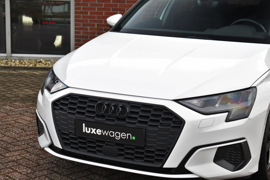 Audi A3 Sportback 35 TFSI 150pk Pano El-Klep Keyless Optic-black Carplay