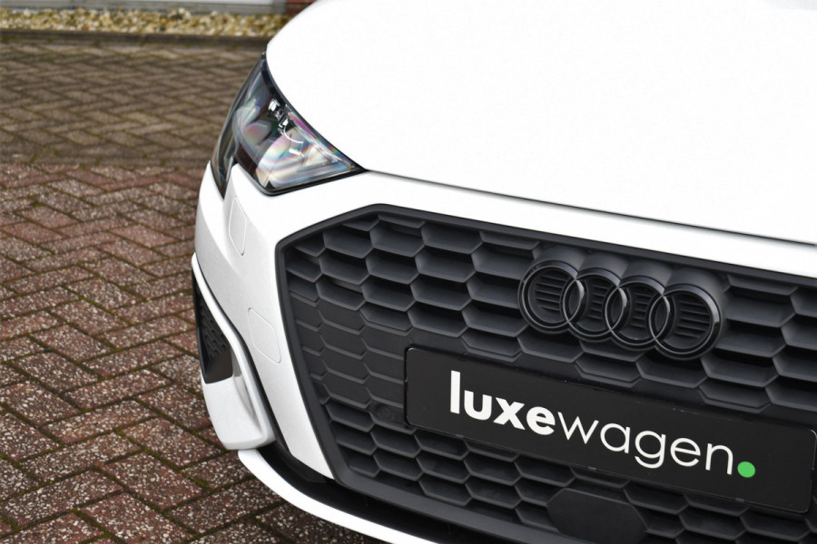 Audi A3 Sportback 35 TFSI 150pk Pano El-Klep Keyless Optic-black Carplay