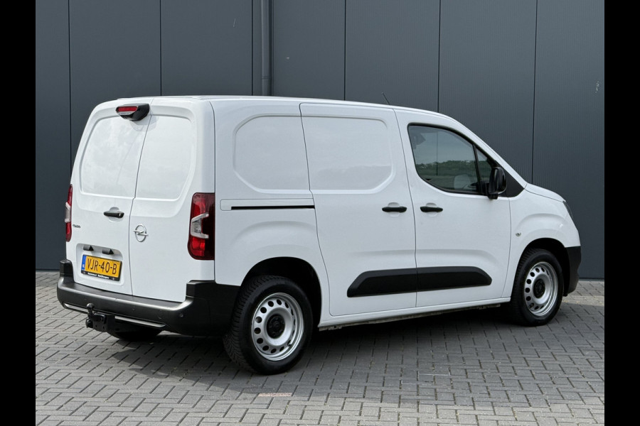 Opel Combo 1.5D 100 PK / L1H1 / 1e EIG. / TREKHAAK / AIRCO / CRUISE / CAMERA / INRICHTING / NAVI