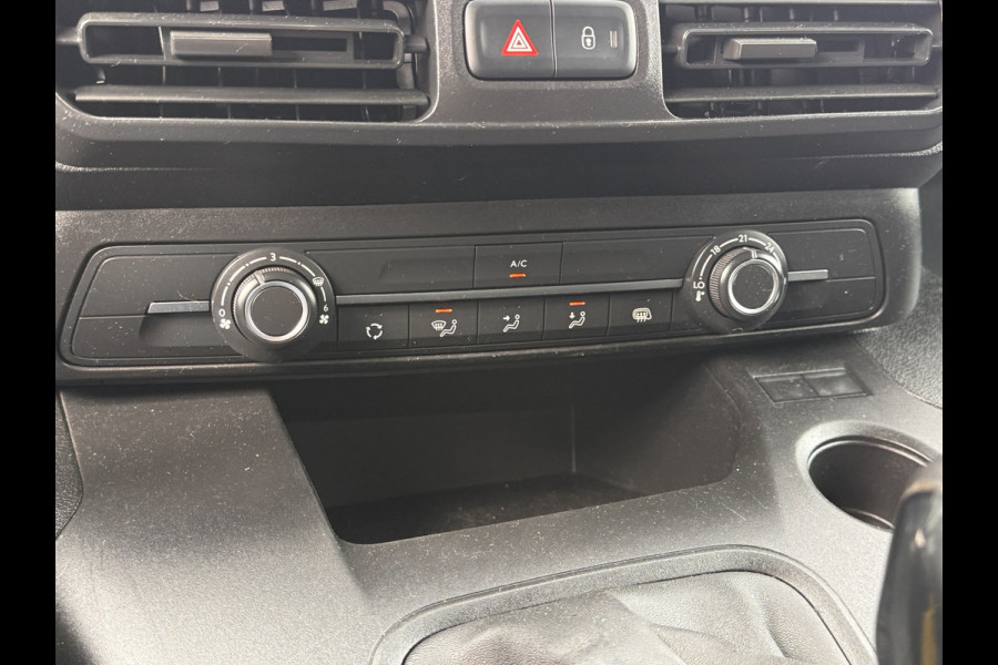 Opel Combo 1.5D 100 PK / L1H1 / 1e EIG. / TREKHAAK / AIRCO / CRUISE / CAMERA / INRICHTING / NAVI