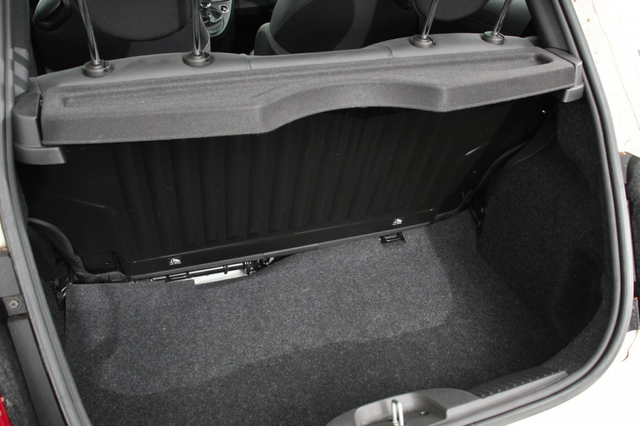 Fiat 500 1.0 Hybrid Sport Connect Navigatie Apple Carplay/Android Auto Airco Dab Sportstoelen Cruise Control Lichtmetalen Velgen