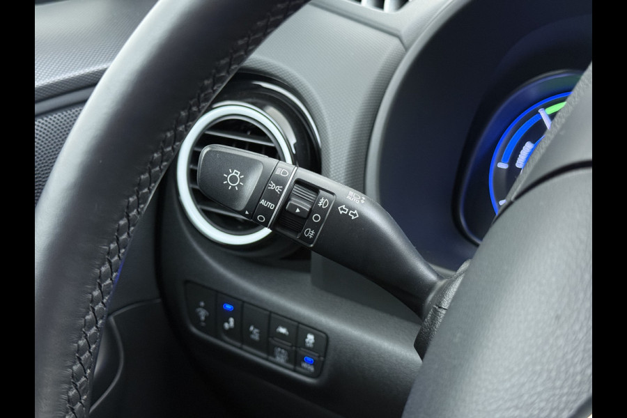 Hyundai Kona 1.6GDI HEV Hybride Premium Adap.Cruise Leder+Verwarming+Ventilatie Head-Up Display Camera Apple Carplay Android Auto Navi Ecc Pd Keyless Blind-Spot Lane Assist Achterbank+Stuur verwarming Krell®-Audio Isofix DAB Lmv 18" Origineel Nederlandse Auto