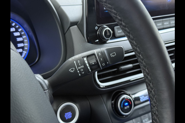 Hyundai Kona 1.6GDI HEV Hybride Premium Adap.Cruise Leder+Verwarming+Ventilatie Head-Up Display Camera Apple Carplay Android Auto Navi Ecc Pd Keyless Blind-Spot Lane Assist Achterbank+Stuur verwarming Krell®-Audio Isofix DAB Lmv 18" Origineel Nederlandse Auto