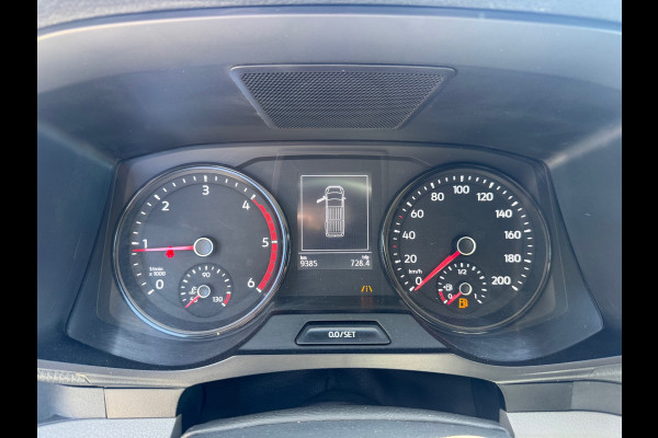 Volkswagen Crafter 35 2.0 TDI L3H3 140pk Automaat - ACC - LED - Geveerde Stoel - Carplay - Camera - Betimmering - Rijklaar