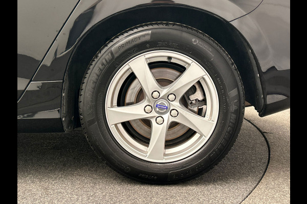 Volvo S60 1.5 T3 Polar+ Dynamic Automaat | Origineel Nederlands | Leder | Navigatie | Climate-control | Stoel/stuurverwarming |
