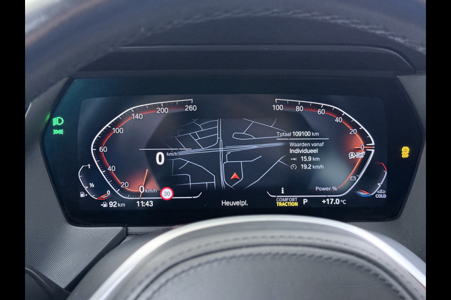 BMW 1-serie 118i Autom. Sport-Line Navi Ecc Live cockpit pro Sportstoelen Apple Carplay Android Auto Cruise Control Pdc Business Ed. Plus DAB Lmv 17" Adap.Led Regen-Lichtsensor Isofix 1e Eigenaar Origineel Nederlandse Auto Dealeronderhouden
