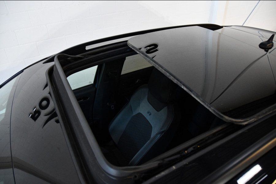 Volkswagen T-Roc 2.0 TSI 4Motion R Performence Akra Pano