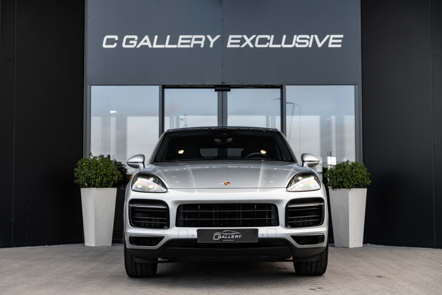 Porsche Cayenne Coupé 3.0 E-Hybrid - Origineel NL | Sport Chrono + | Panorama | Elek. Trekhaak | Bose