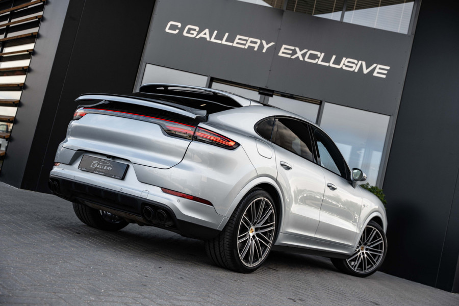Porsche Cayenne Coupé 3.0 E-Hybrid - Origineel NL | Sport Chrono + | Panorama | Elek. Trekhaak | Bose