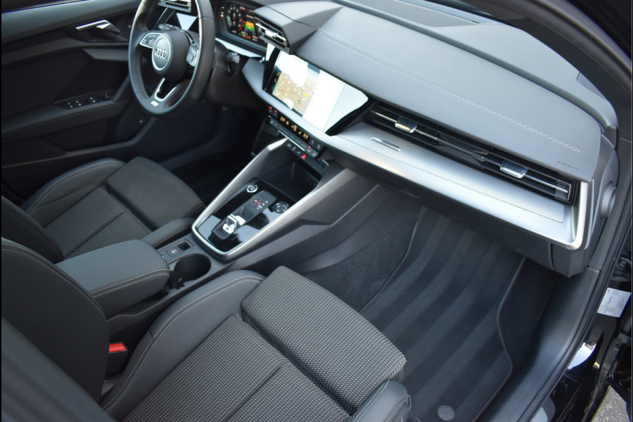 Audi A3 Sportback 40 TFSI e S-Line Black Ed Pano Navi Leder Keyless Full Led 18 Inch