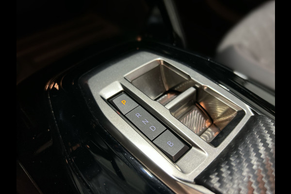 Peugeot e-208 EV Allure 50 kWh Warmtepomp | 3-fase lader | navigatie | zichtpakket Wordt verwacht 6 mei