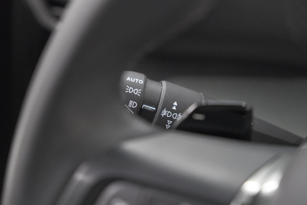 Citroën C4 Puretech 130 EAT8 Feel Pack | Camera | Head-Up Display | Navigatie | Parkeersensoren