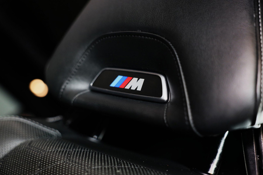 BMW X4 M Competition / Carbon / Head Up / Memory / Camera / Schaalstoelen / Leder / Dode Hoek / Cruise Control / Pano / 21 Inch